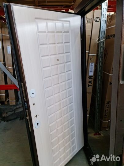 Дверь металлическая Тайгер Трио сотка Филадельфия