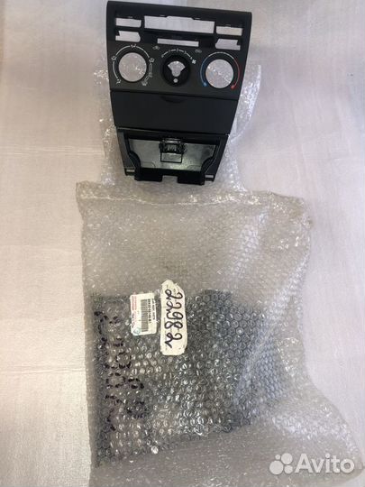 Панель приборов toyota corolla E120 5542002140B1