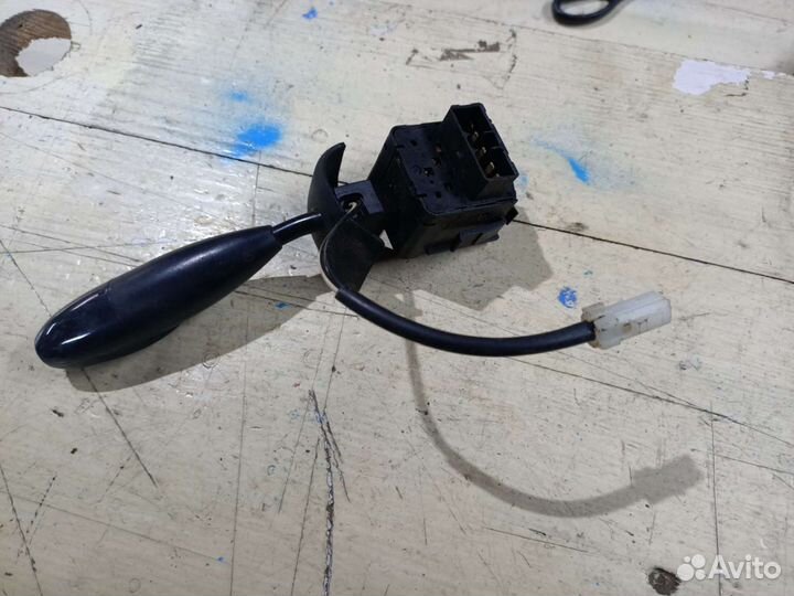 Переключатель стеклоочистителя Chery B11