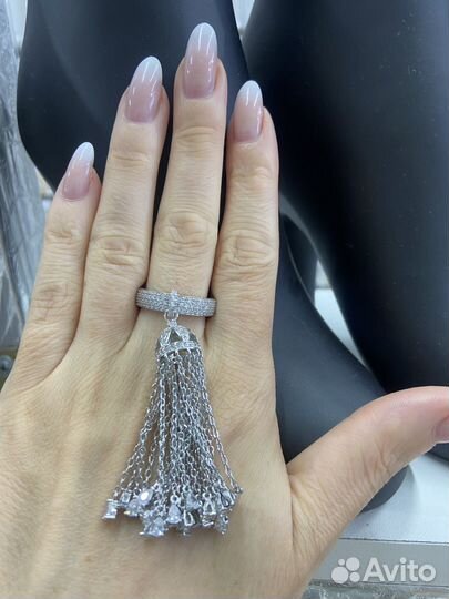 Кольцо с цепочками