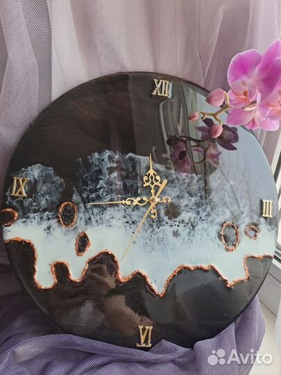 Часы настенные смола подарок 8 марта