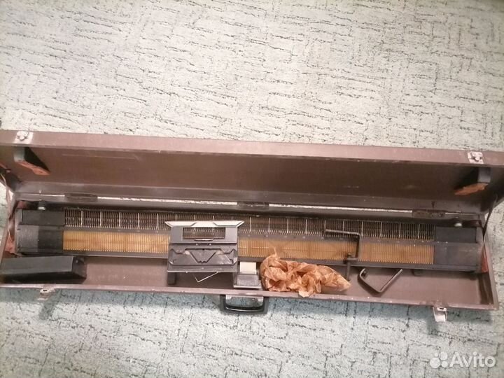 Ручная вязальная машина Нева -6