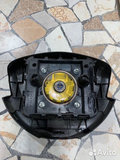 Подушка безопасности передняя левая Renault Logan