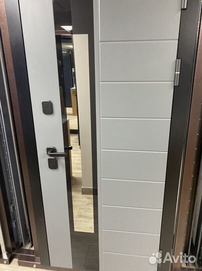 Уличная дверь c терморазрывом 12,5 см Люксор #1