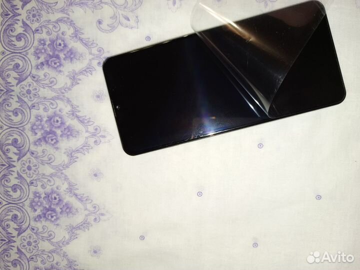 Samsung Galaxy A31, 4/64 ГБ