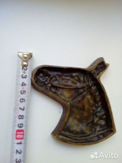 Пепельница.форма. форма лошади. лошадь.конь