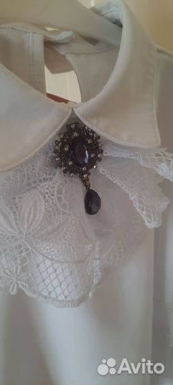 Блузка школьная с жабо deloras