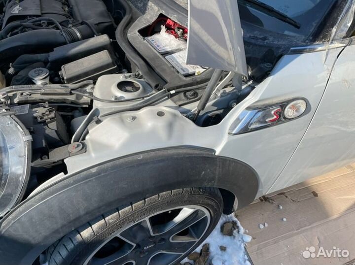 Крыло переднее левое Mini Cooper S Clubman R55