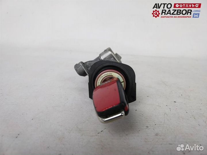 Личинка замка зажигания с ключами Audi A4 (B7) 20