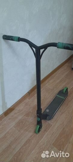 Трюковой самокат hipe