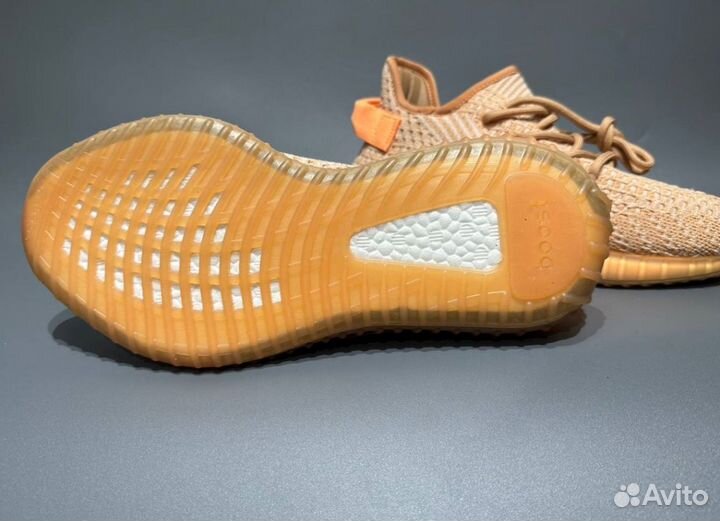 Кроссовки Yeezy Boost 350 V2 Персик