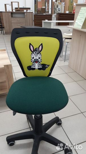 Компьютерное кресло