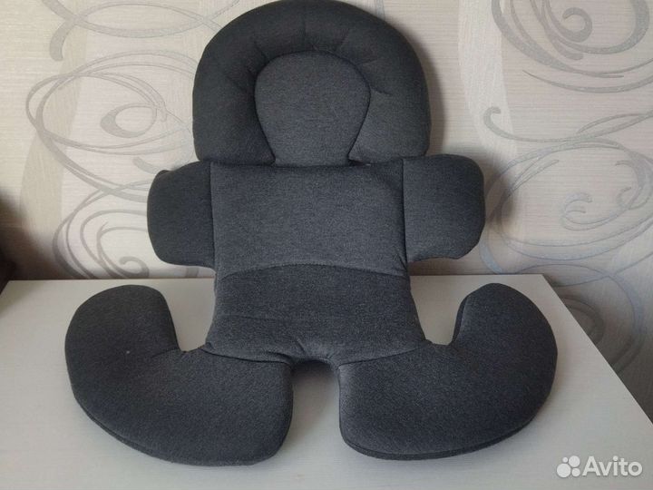 Вкладыш в автокресло для новорождённых