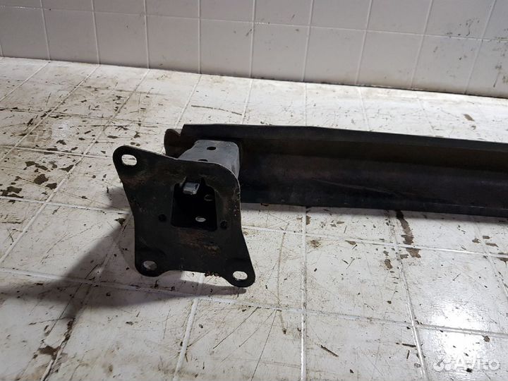 Усилитель заднего бампера Skoda Octavia 2013 1.8