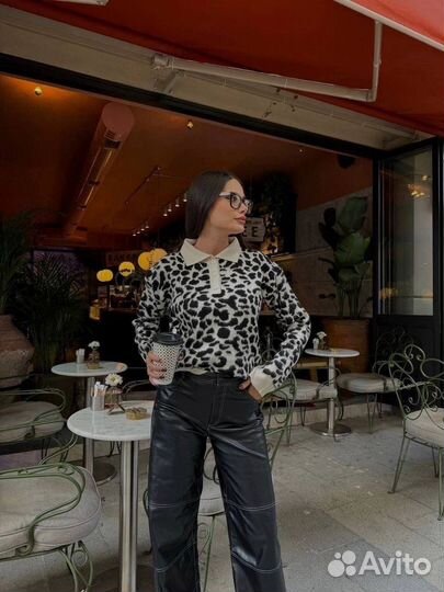 Свитер женский