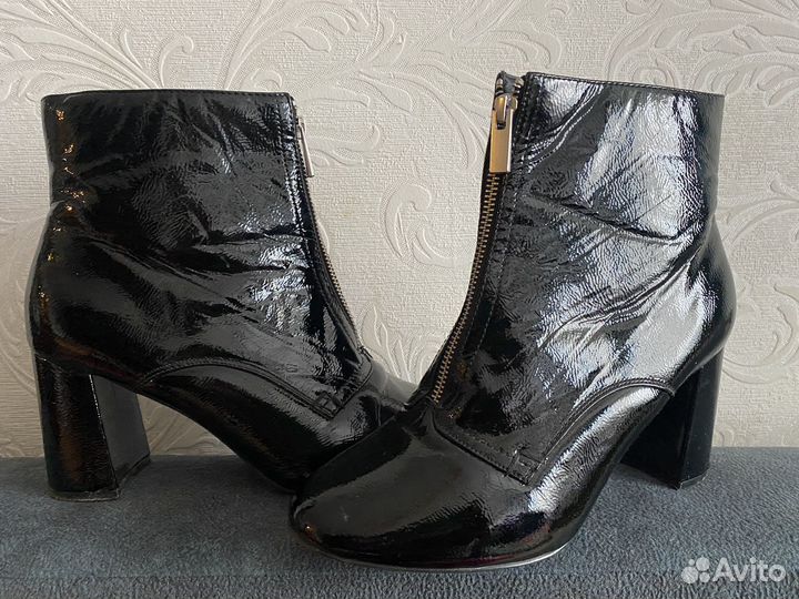 Ботильоны лаковые 40