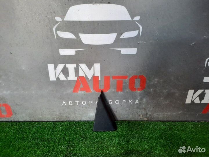 Накладка двери внутренняя задняя левая Kia Rio 3