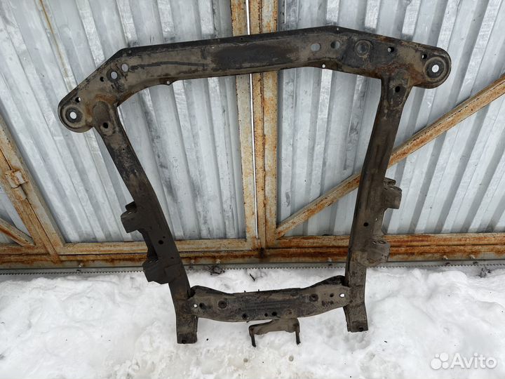 LADA Largus/ Logan/ Nissan Almera c 2011 - Подрамн