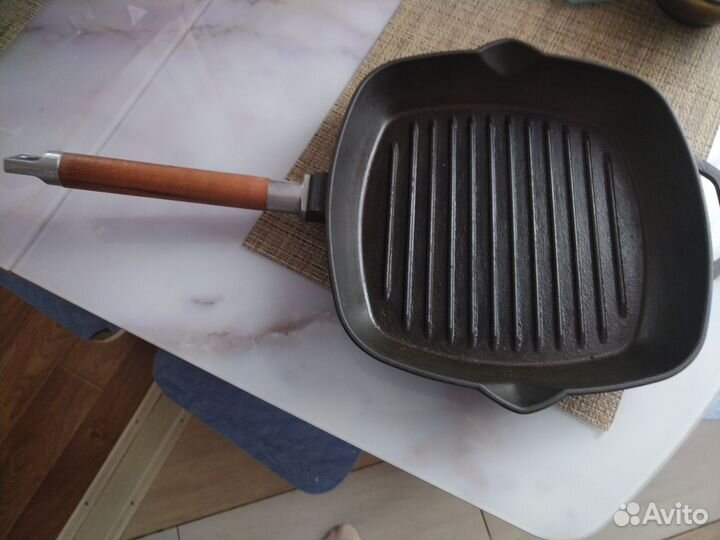 Чугунная сковорода гриль