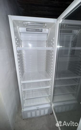 Витринный хододильник Атлант