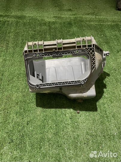 Корпус блока управления двигателем Audi Q5 8R