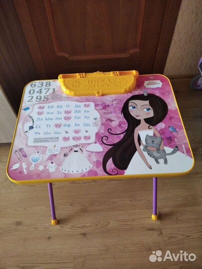 Детский стол и стул