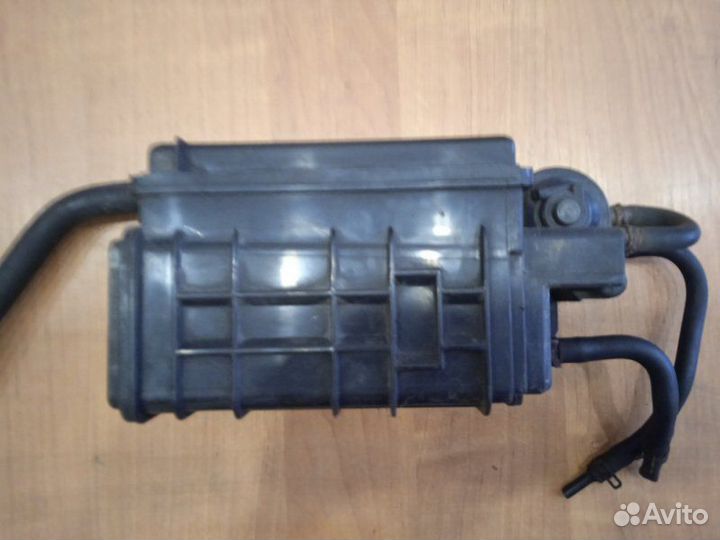 Фильтр паров топлива Honda Accord седан R20A3 2009