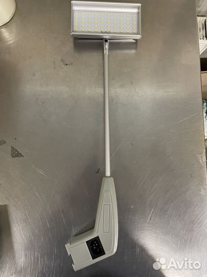 Светодиодный светильник на кронштейне с выносным