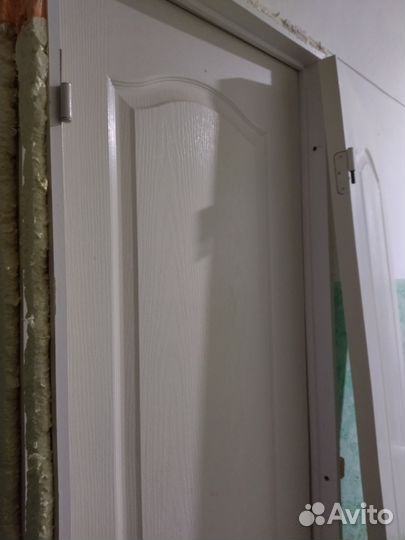 Межкомнатные двери бу 60 на 200 см с коробкой