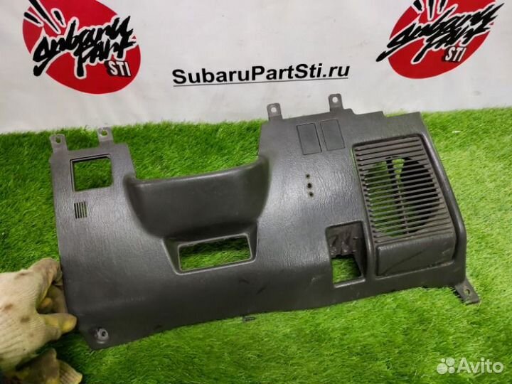 Консоль под рулем Toyota Carina Ed ST183