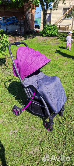 Прогулочная коляска