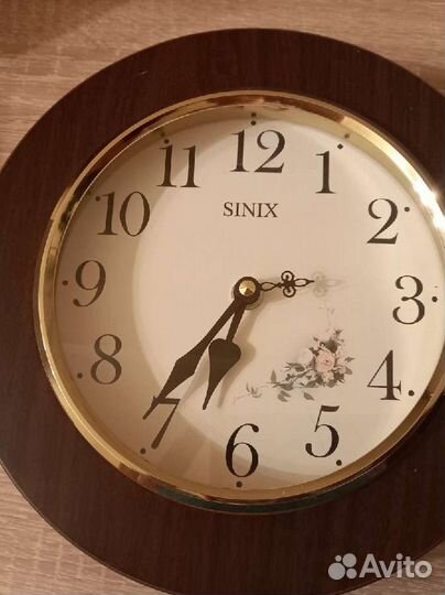 Часы настенные новые