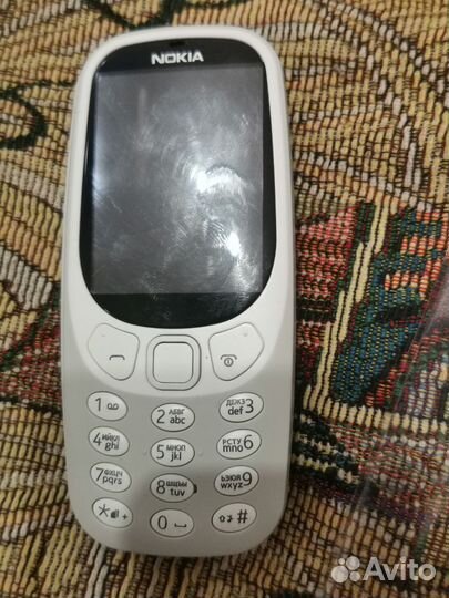 Nokia 100