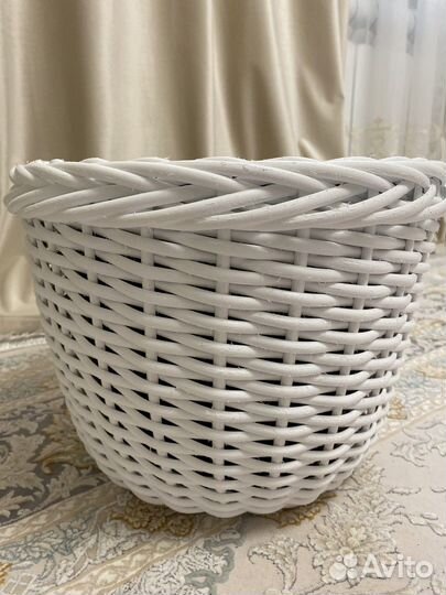 Кашпо из ротанга