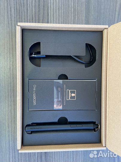 Графический планшет Wacom One Small (CTL-472)