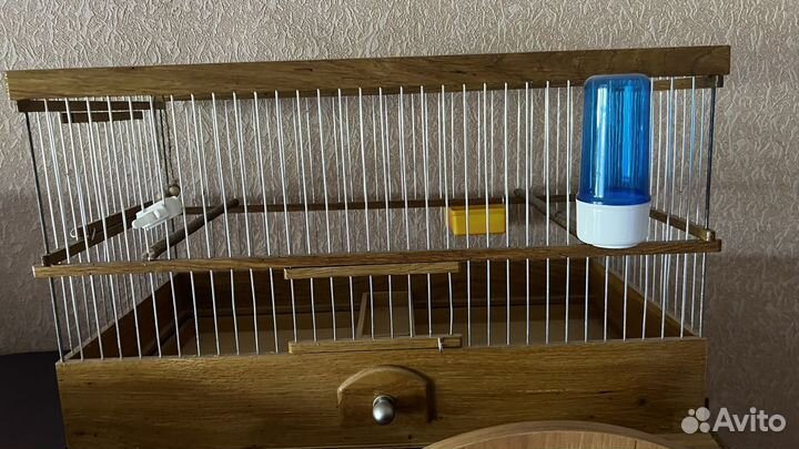 Клетка для птиц из дерева