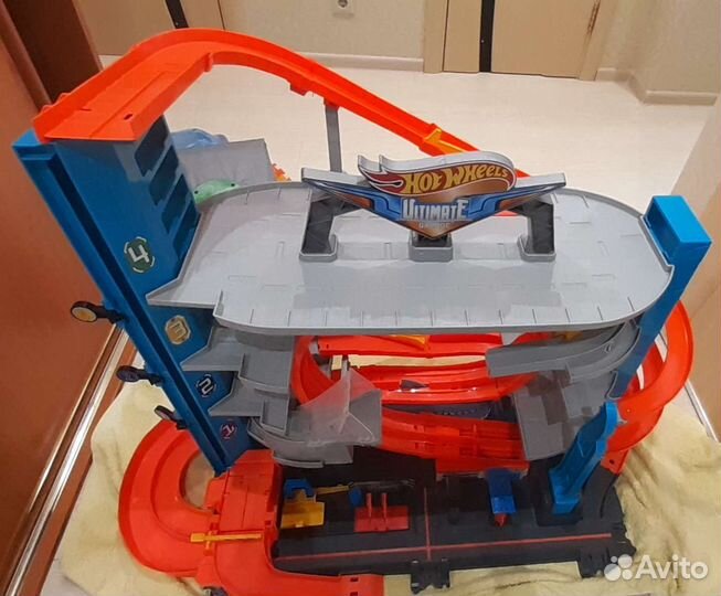 Hot wheels трек Акула