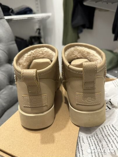 UGG женские