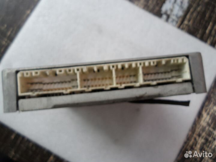 Блок управления двс Toyota