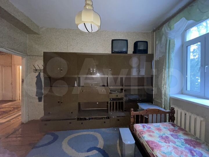 3-к. квартира, 69 м², 1/3 эт.