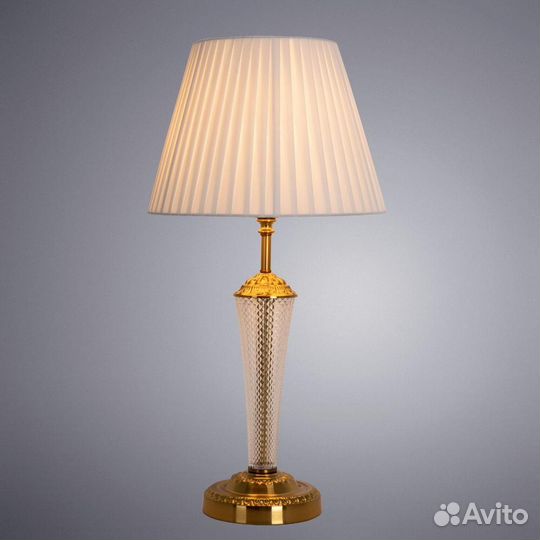 Светильник настольный металлический и текстильный