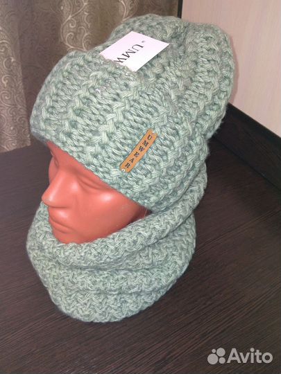 Новые, комплекты:шапка/снуд-зима