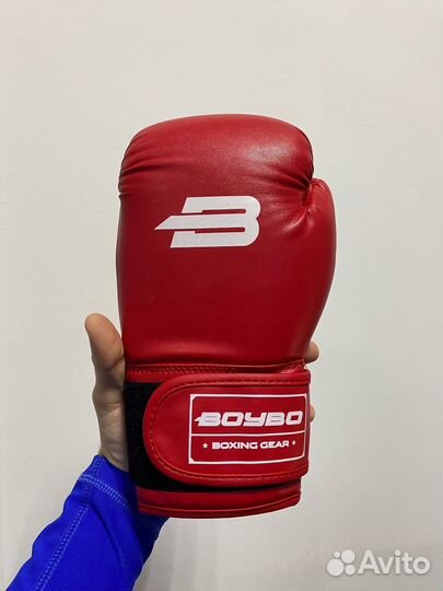 Боксерские перчатки BoyBo Basic