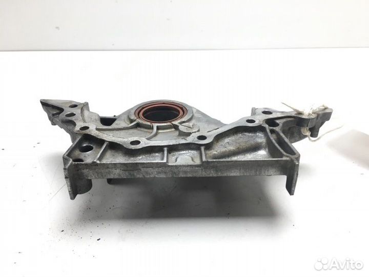 Крышка коленвала Renault Megane KZ0U K4M 2008