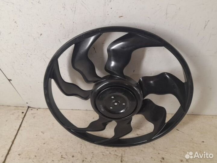 Вентилятор радиатора передний Hyundai Tucson 3