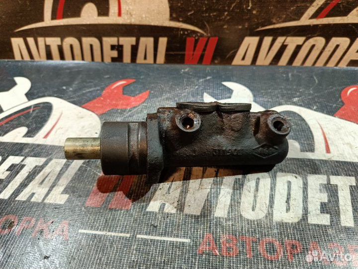 Главный тормозной цилиндр Renault Symbol 1 седан