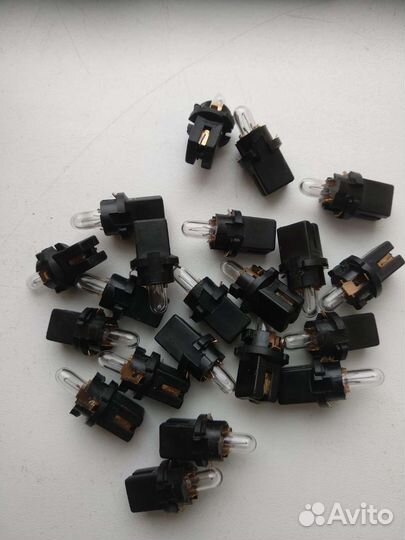 Лампочки для панели автомобиля