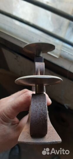 Подсвечник