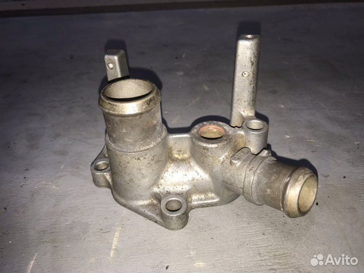 Фланец системы охлаждения Ford Fusion универсал