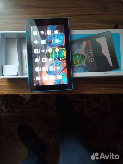 Планшет Lenovo Tab3 7